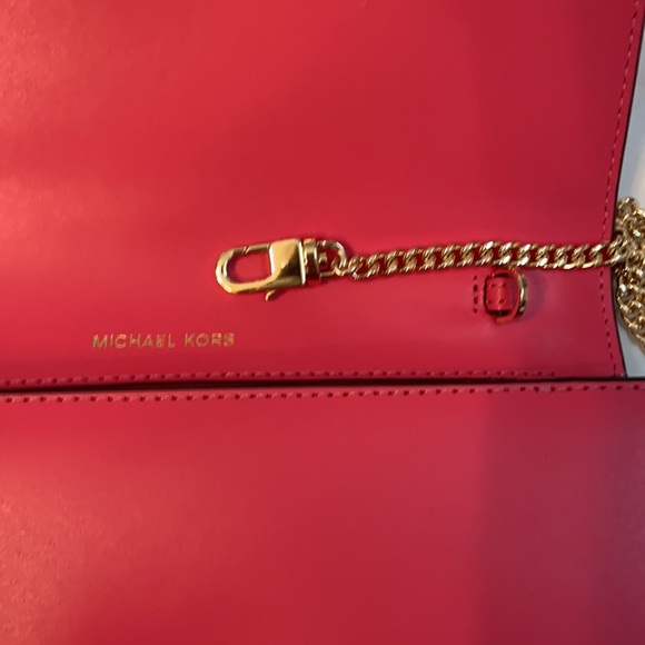 NWOT Michael Kors Purse that Converts to a Clutch - Picture 7 of 7